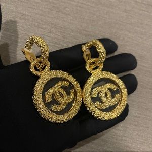 Vintage 1980s Chanel jumbo earrings